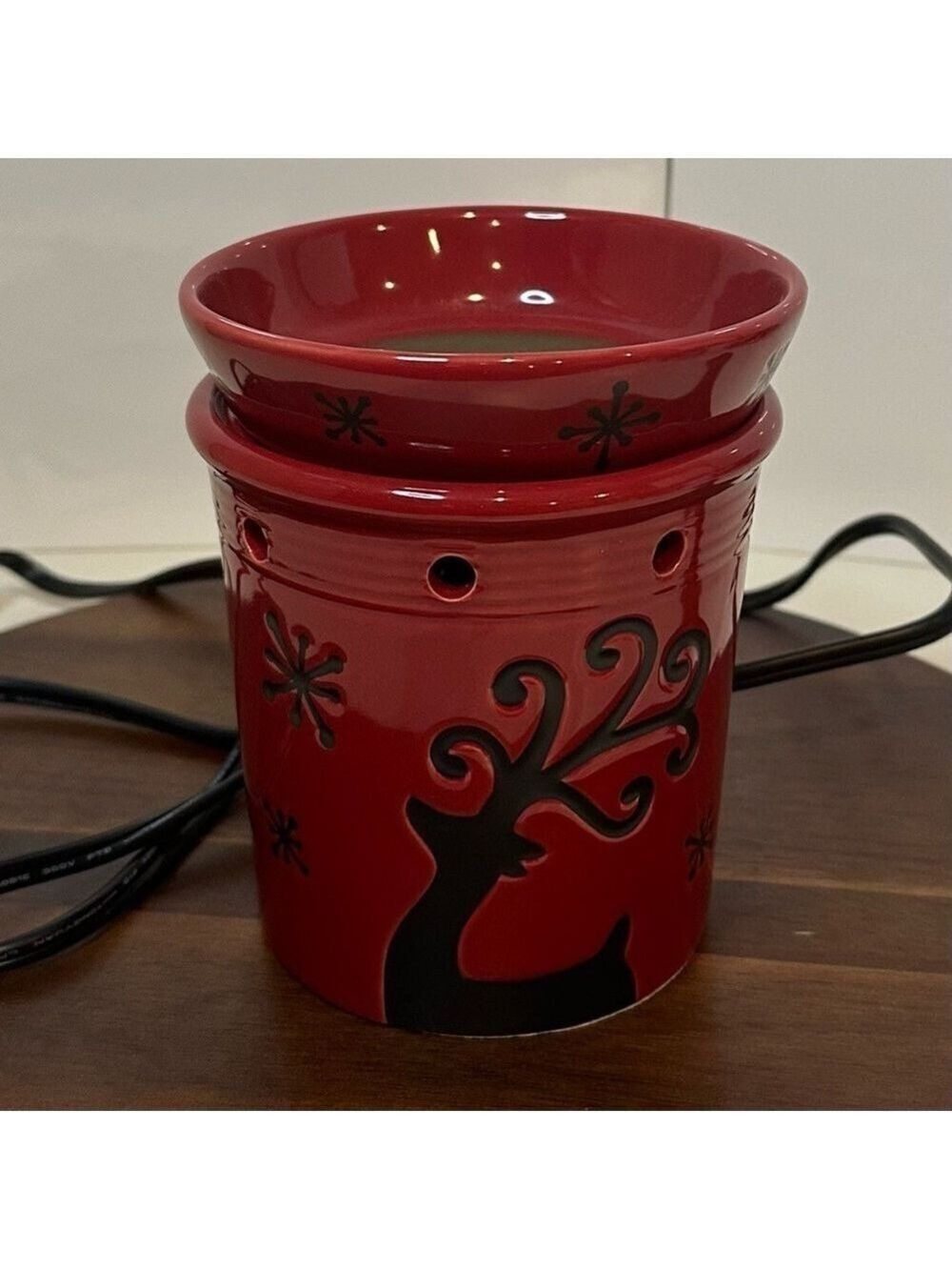 Scentsy Red Reindeer Wax Warmer Christmas Holiday Plug-In Decor